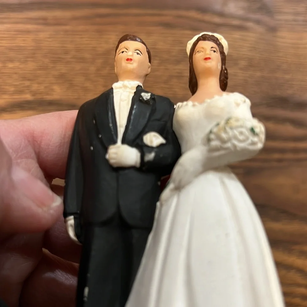 💍 Vintage 1956 PFEIL & INC. Molding Bride & Groom Wedding Cake Topper Figurine